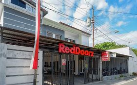 Reddoorz @ Kratonan Solo
